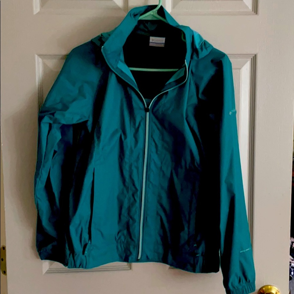 Columbia light weight jacket